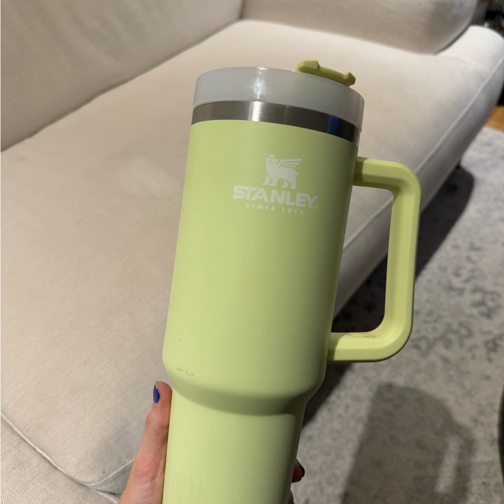 Citron Stanley Adventure Quencher Travel Tumbler